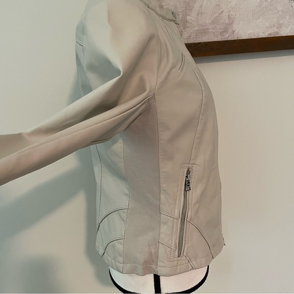 NWT GUESS moto jacket - Picture 4 of 12